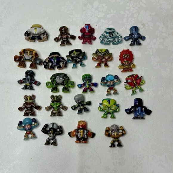 Spin Master Million Warriors Lot of 24 Garganturan Geisha Inner Heat - Picture 5 of 6